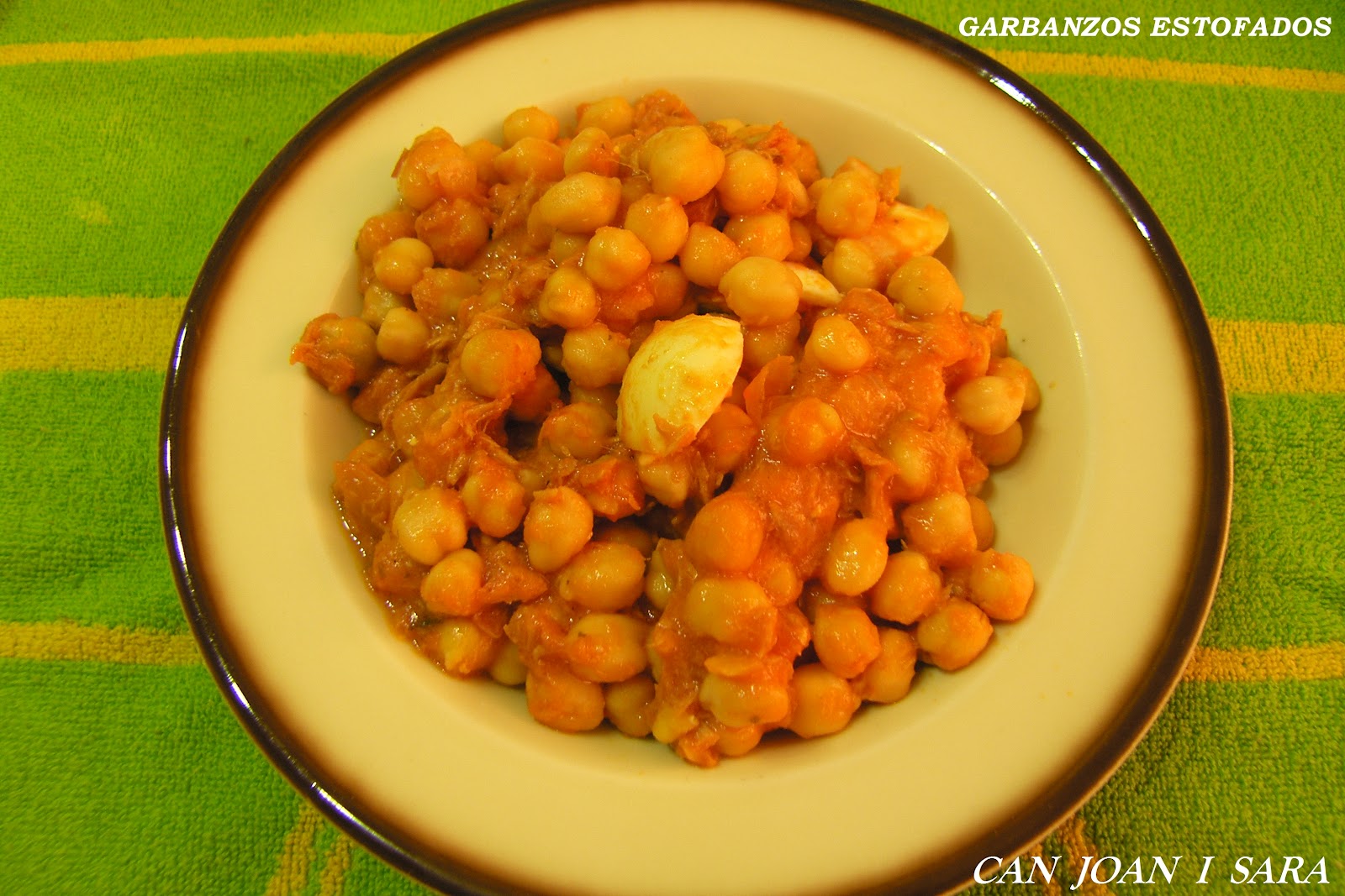 CAN JOAN I SARA GARBANZOS ESTOFADOS