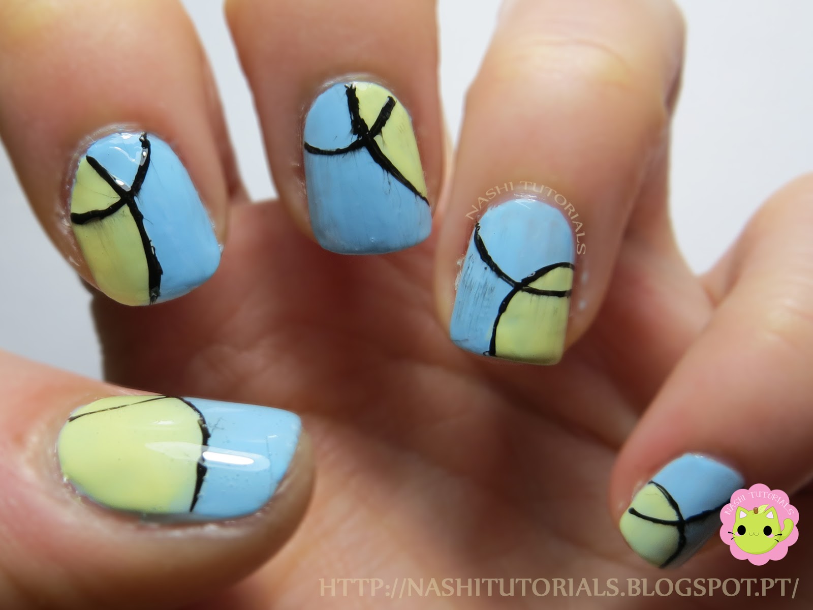 Nashi Tutorials Abstract Nail Art Blue and Yellow
