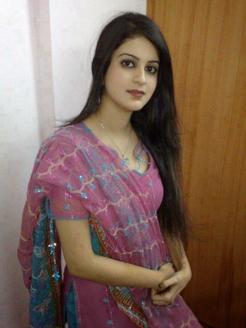 Cute Pakistani Girls Hot Sexy Pics