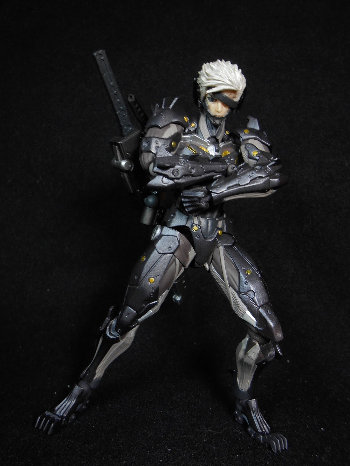 Review: Revoltech Yamaguchi Raiden | Night's Corner