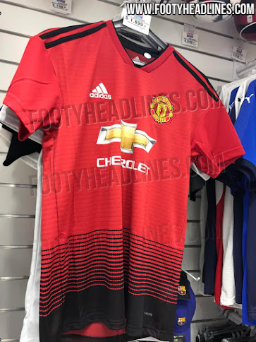 man-utd-18-19-kit%2B%25283%2529.jpg