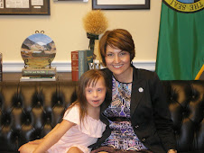 Chloe meets with Congresswoman McMorris Rodgers