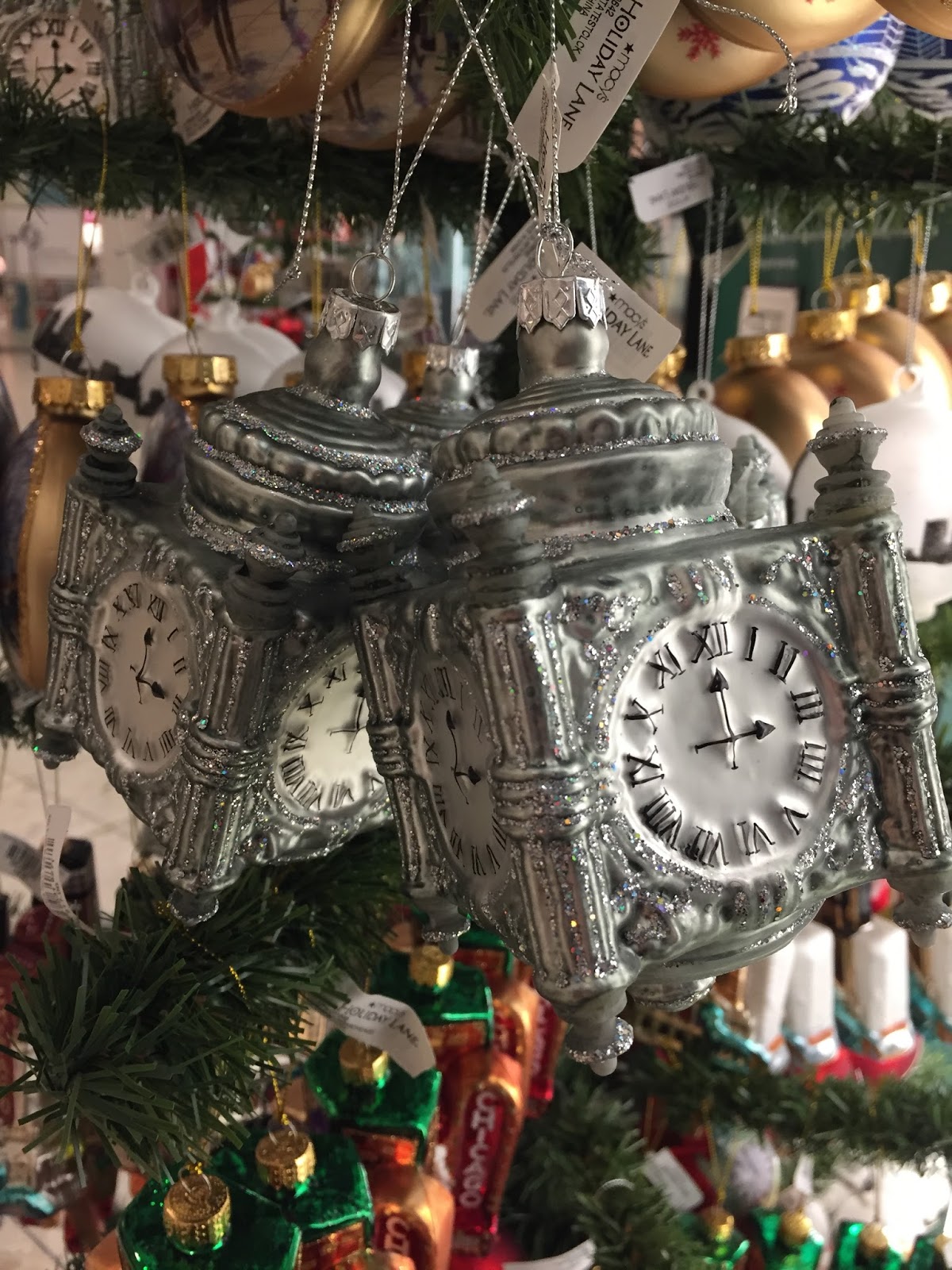 The Global Small Business Blog: Tree Ornaments From Macy&#39;s Chicago