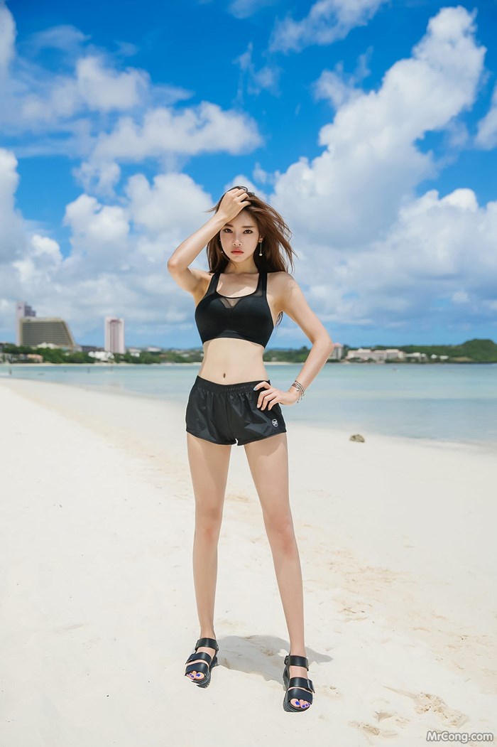 Enthralled with Park Jung Yoon's super sexy marine fashion collection (527 photos)