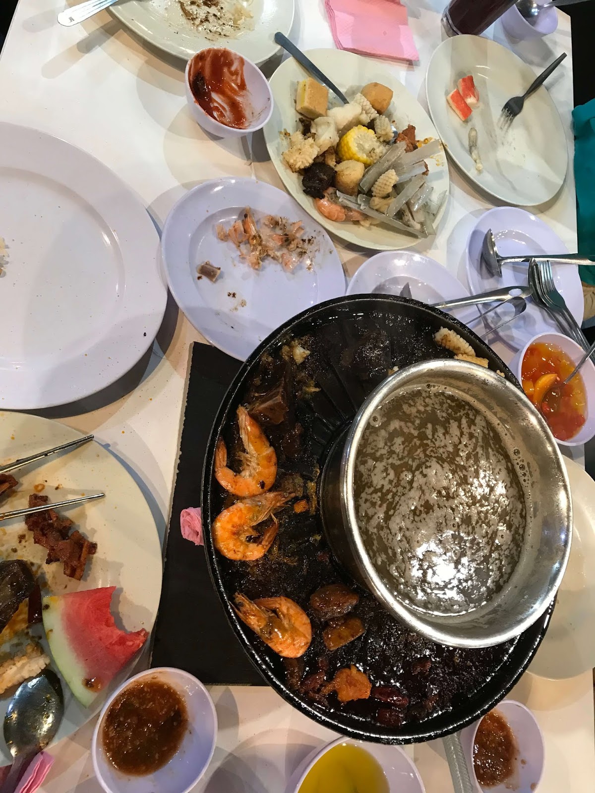 Makan Steamboat & Grill di Restoran Hot Pot King KL