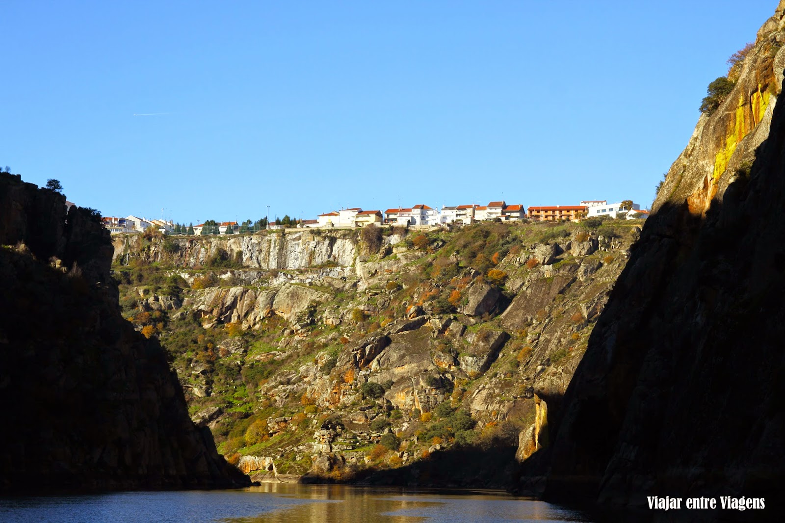 Explorar a beleza natural e cultural quando visitar MIRANDA DO DOURO | Portugal