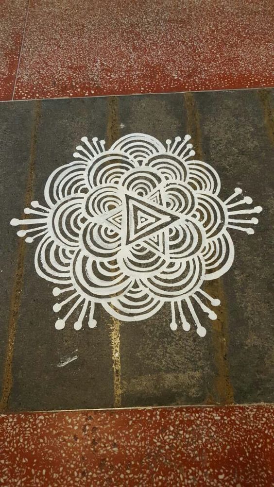 Rangoli kolam simple