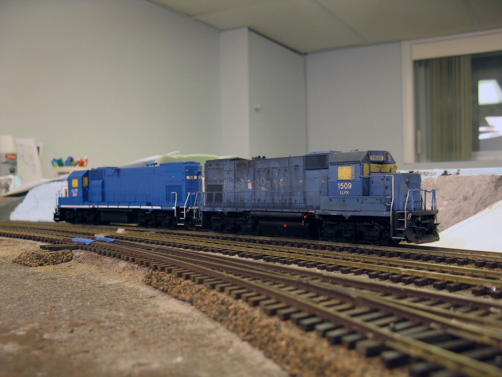 [Image: IMG_4546b.jpg]