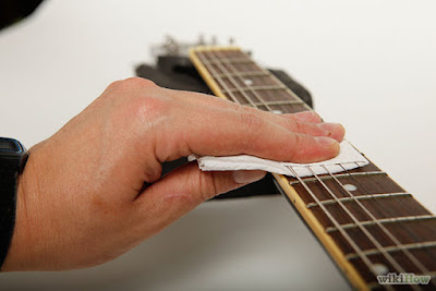 Cách khắc phục đàn guitar bị rè và tắt tiếng