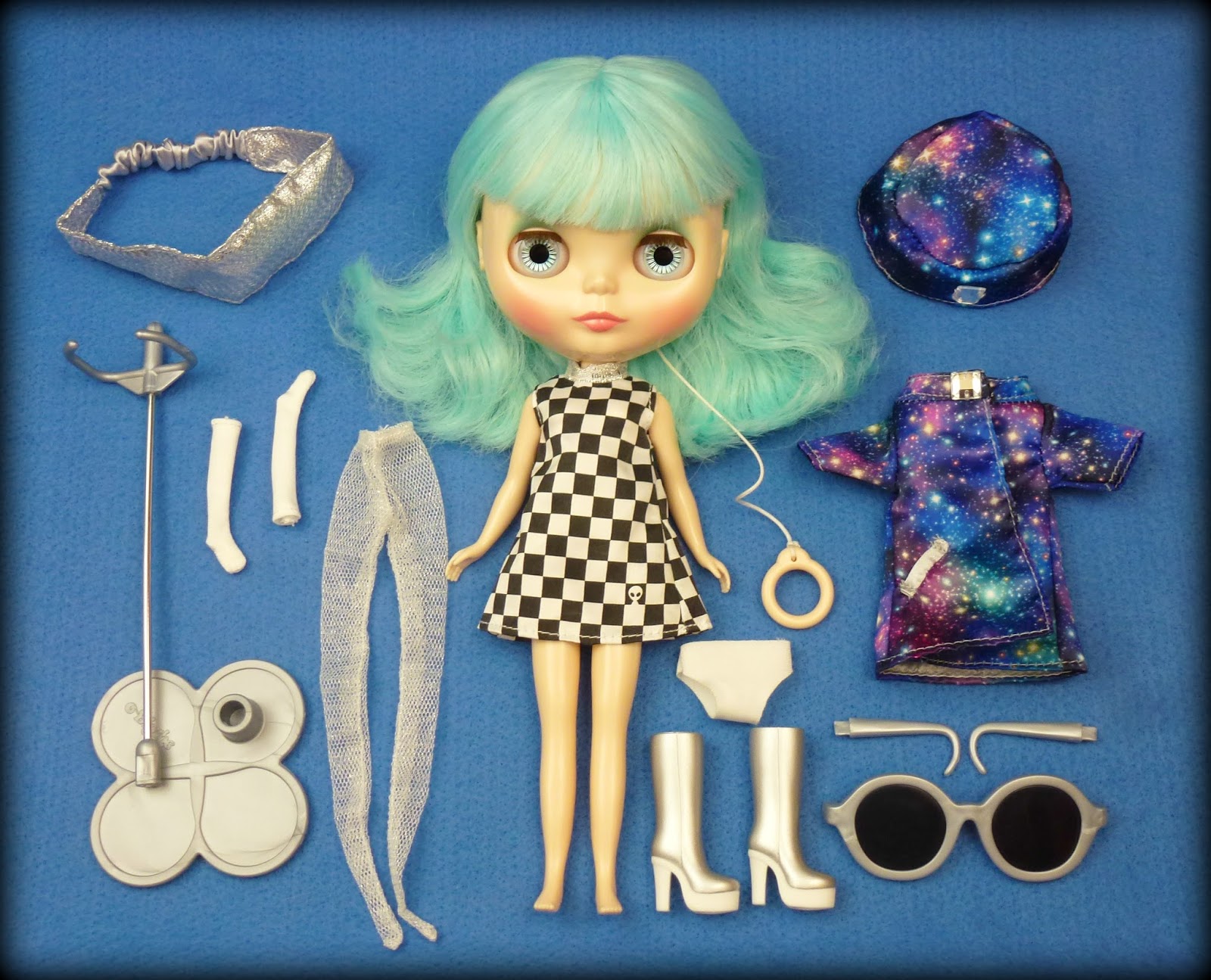 blythe ufo a go go