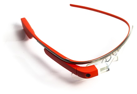 What's Inside Google Glass? | Das Innenleben von der hippen Android Brille erklärt ( 2 Bilder und 1 Video )