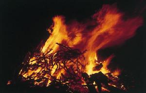 URXENTE: Medio Rural suspende dende mañá venres os permisos de queimas ata novo aviso