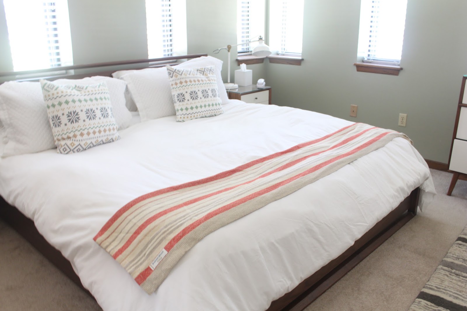 Eco Modern Concierge Made in the USA Brahms Mount Blanket