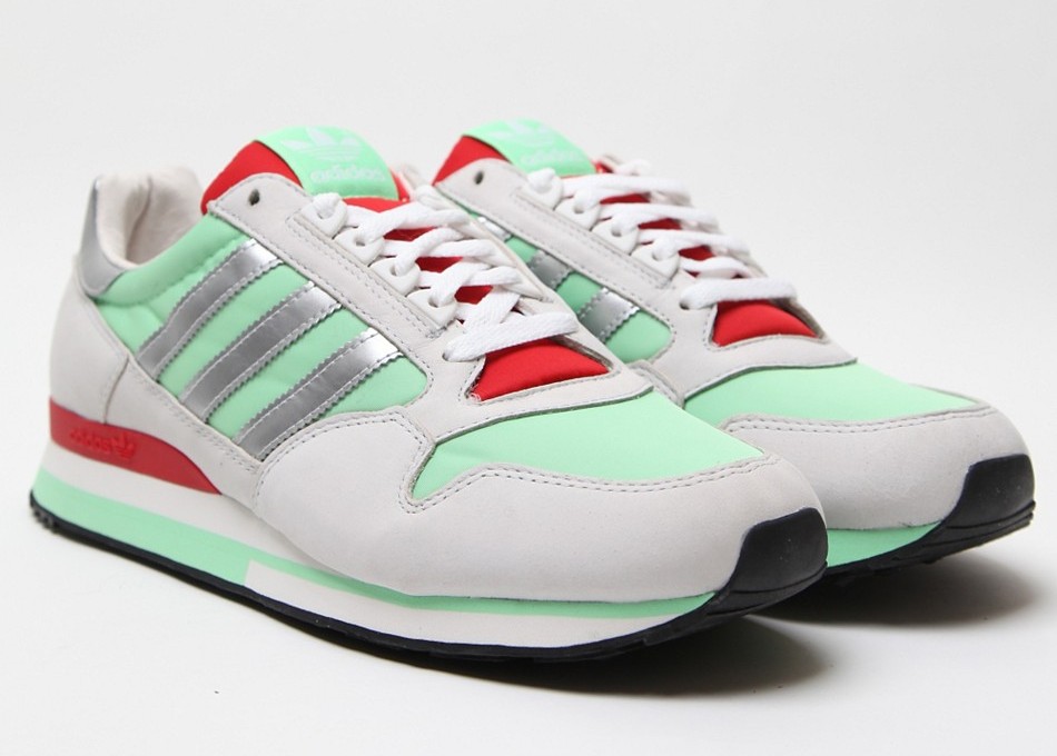 Adi Sole: adidas ZX500