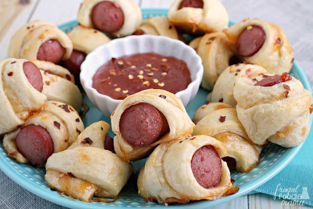 A childhood favorite gets a sweet & spicy makeover perfect for the adults in these Apricot Sriracha Pigs in a Blanket.