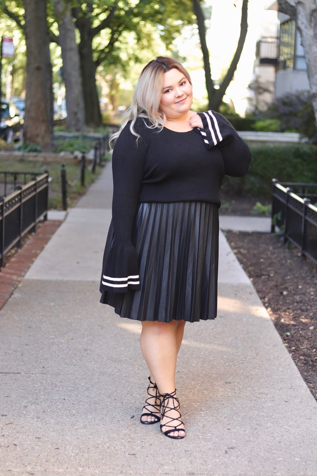 natalie craig, chicago fashion blogger, plus size fashion, Natalie in the city, affordable plus size clothing. eloquii Chicago, eloquii sweater, plus size clothes, curves and confidence, midwest blogger, digital influencer, influencer, pleated plus size maxi skirts, fall fashion 2017, plus size fall fashion