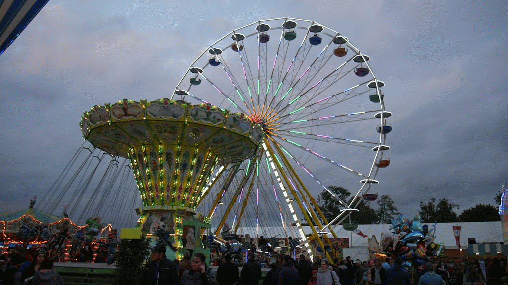 Volksfest In Sachsen Und Wie Ein Hauch Von 1933 Durch
