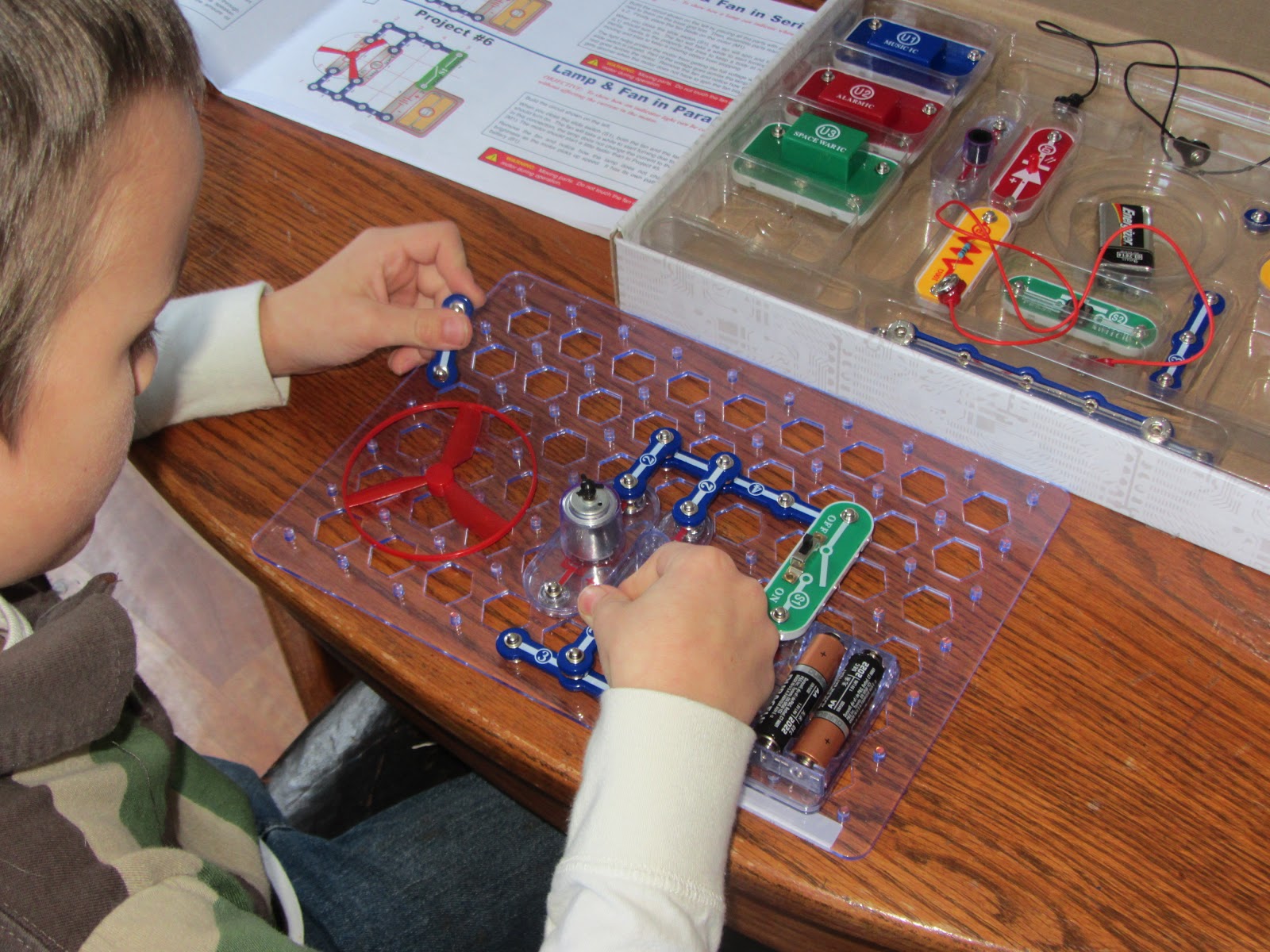 The Unlikely Homeschool Top 5 HomeschoolFriendly Toys to Occupy Boys