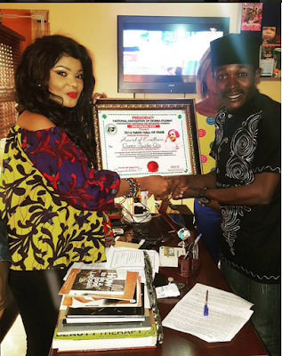 Iyabo Ojo Sizzles In Ankara Top As She Was Honored By NANS [Photos]