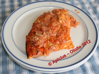  1024º Menú, Pizza al gusto de mis nietos, Muslos de pollo en su jugo, ensalada y fruta 