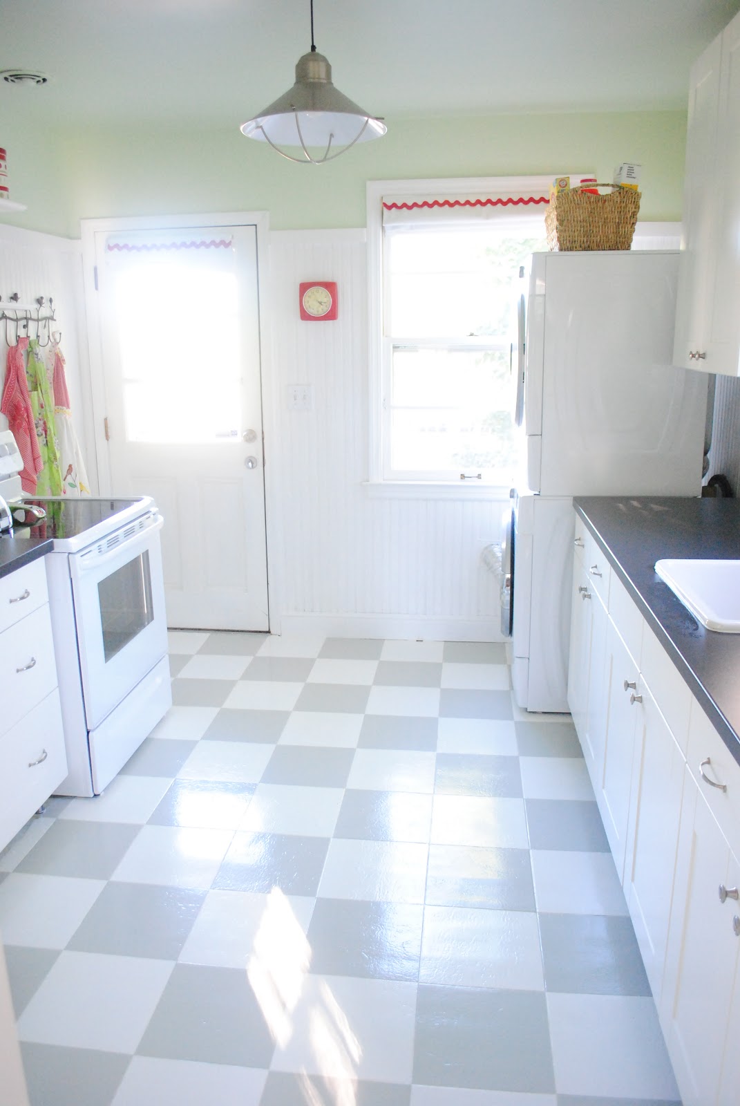 Ruffles & Rhythms Painted Vinyl Floors