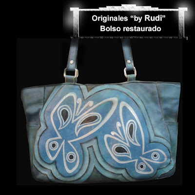 Bolso azul con mariposas decorado por pintora Rudi