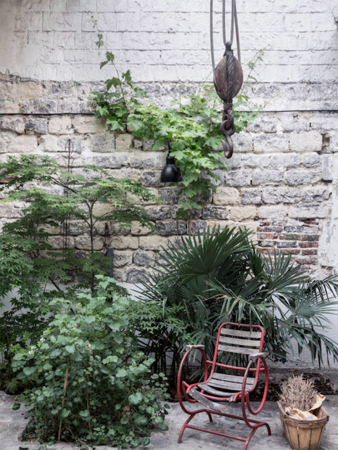 The workshop of artist Ema Pradère in Paris