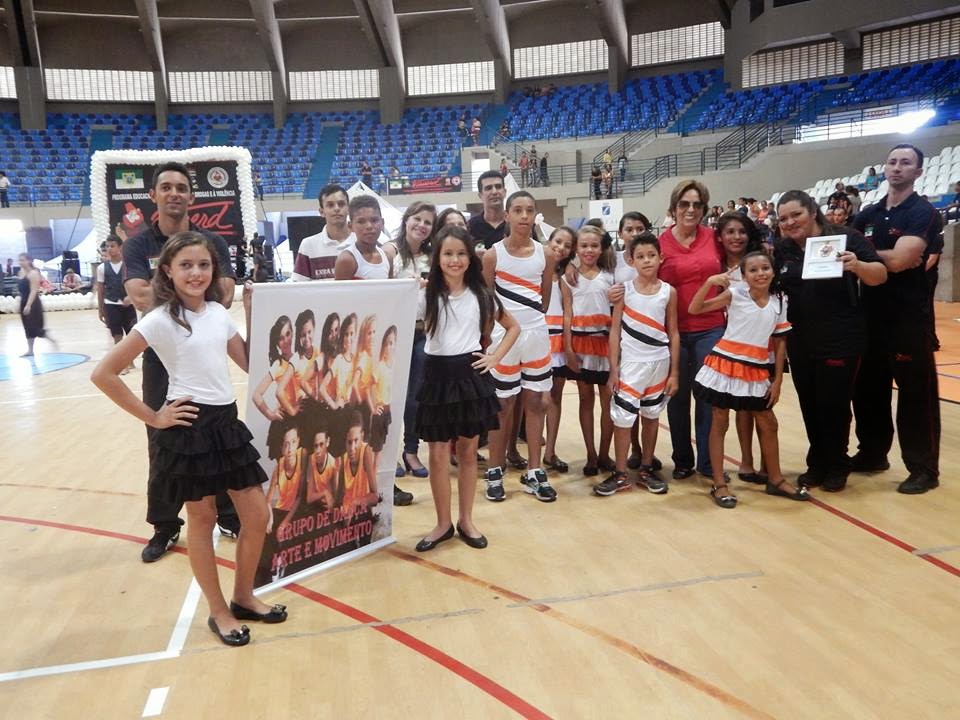 Grupo de dança do Chicó Maria é reconhecido pelo PROERD