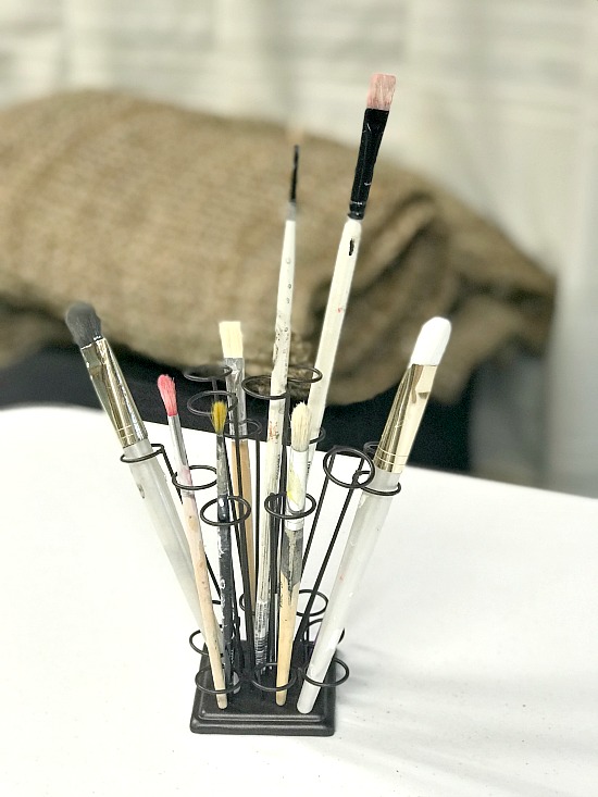Place to dry your paintbrushes in the craft room. 