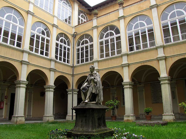 Giuseppe Micali by Giovanni Paganucci, Palazzo di Giustizia, Livorno