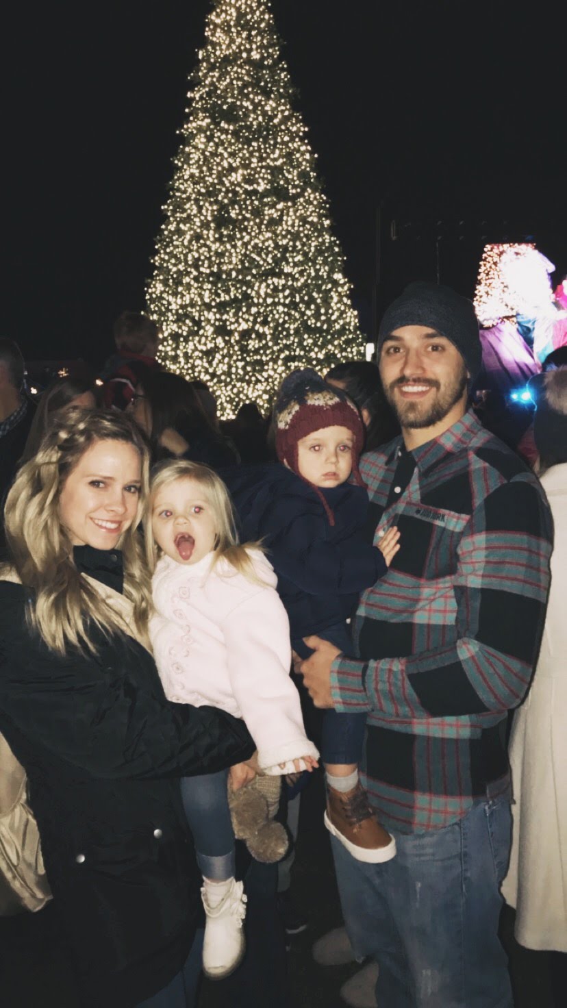 The Minelli Tribe Franklin Christmas Lights Celebration