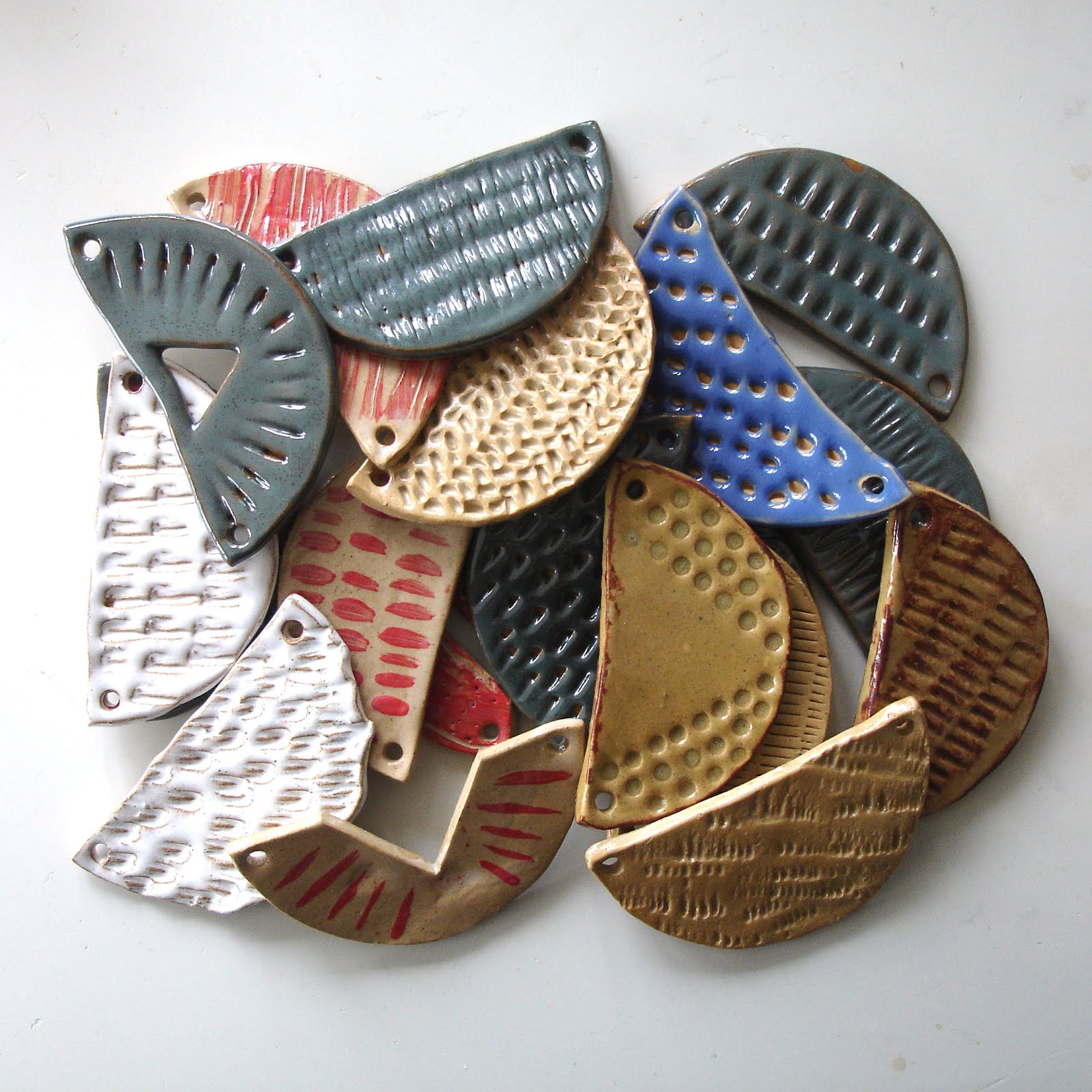 A Alicia Ceramic jewellery...