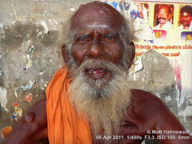 close up, street portrait, headshot, people, India, Tamil Nadu, Tiruchendur, sadhu, religious ascetic, holy man, temple, moksa, yoga, renunciation, Hinduism