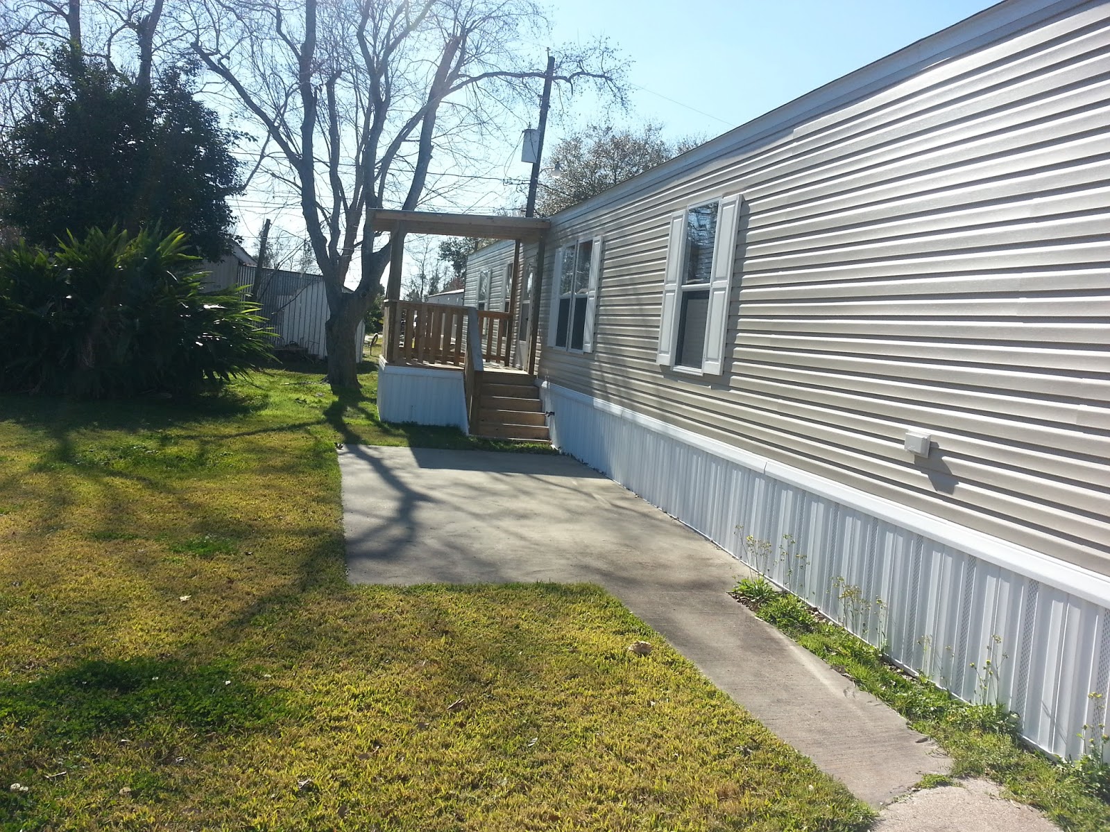 Baywind Mobile Home Park 524 Louisiana Bacliff Tx. 77518