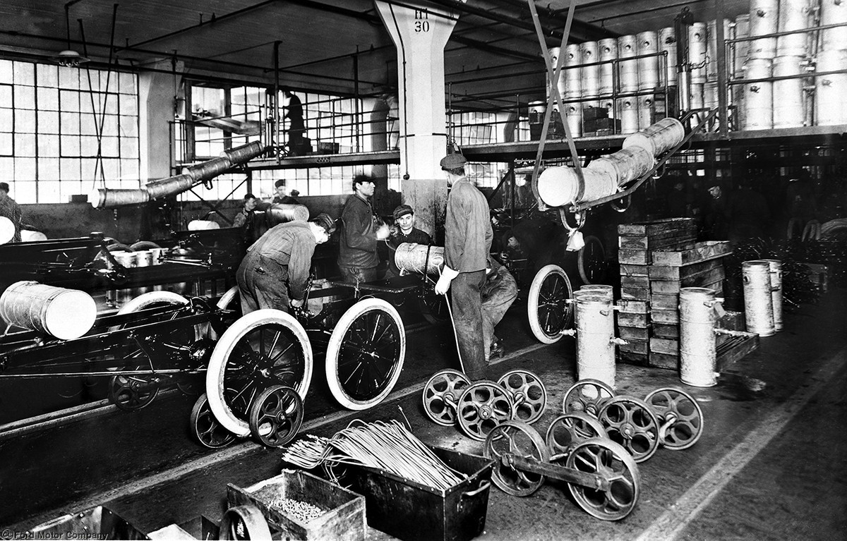 History Bottom Lines Ford’s assembly line, 1913 style