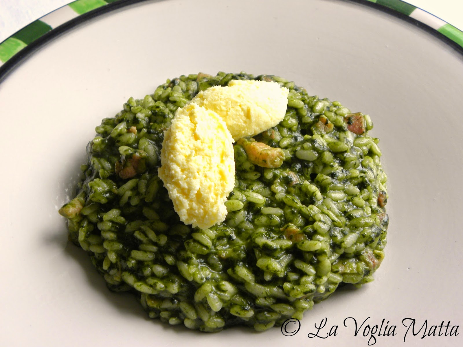 risotto agli spinaci e pancetta con  formaggio kajmak 