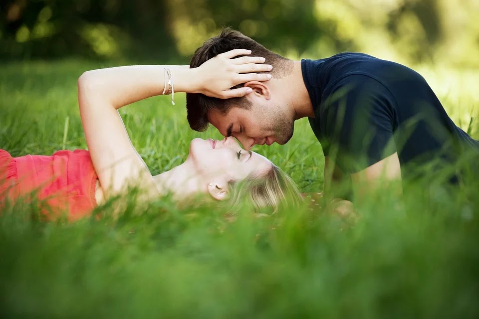 8 Signs That You Are In A Mature Relationship