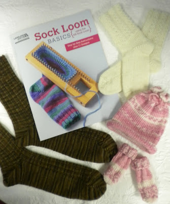 Everyday Life at Leisure: Sock Loom Basics