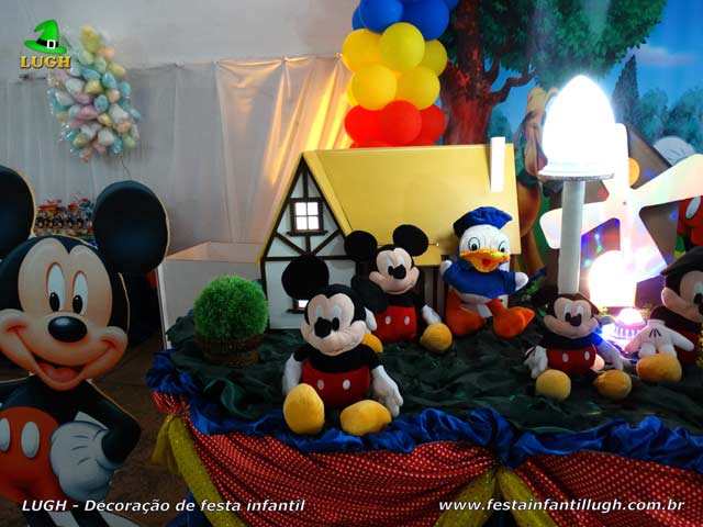 Decoração infantil tema Mickey Mouse - Mesa do bolo de aniversário