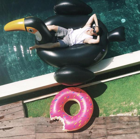 Ai cung phai co anh chup voi mon phu kien hot nhat mua he nam nay! - Anh 10