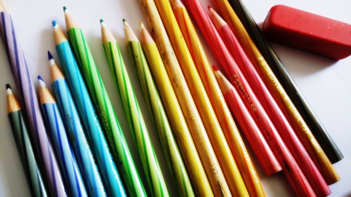 Pensil Warna yang mana?
