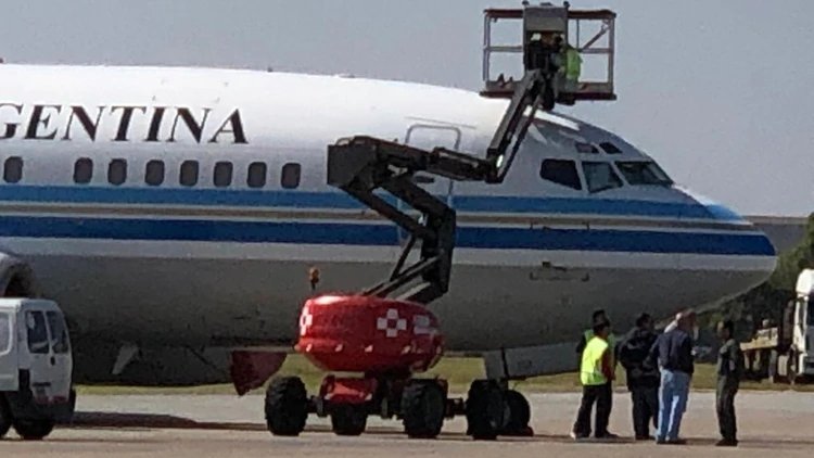 La escalera no fué todo. El A310 español chocó contra un avión en