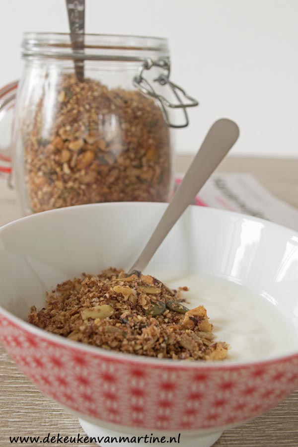 De keuken van Martine Goud van oud Koolhydraatarme 'muesli'