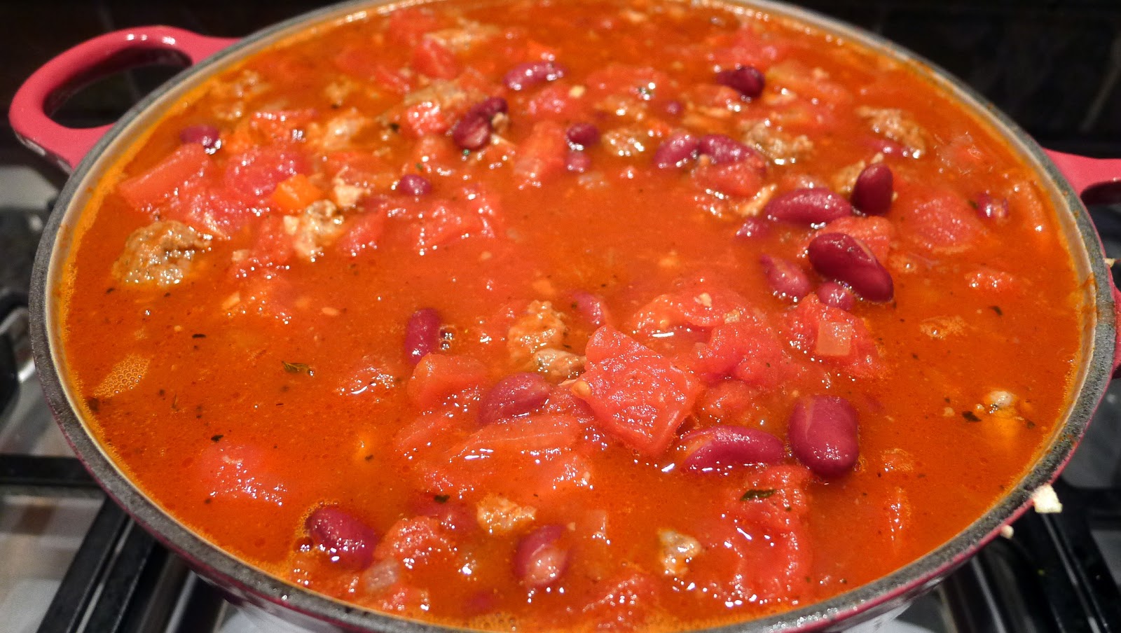 newFOOD tuesdayz Chicken Apple and Andouille Sausage Chili