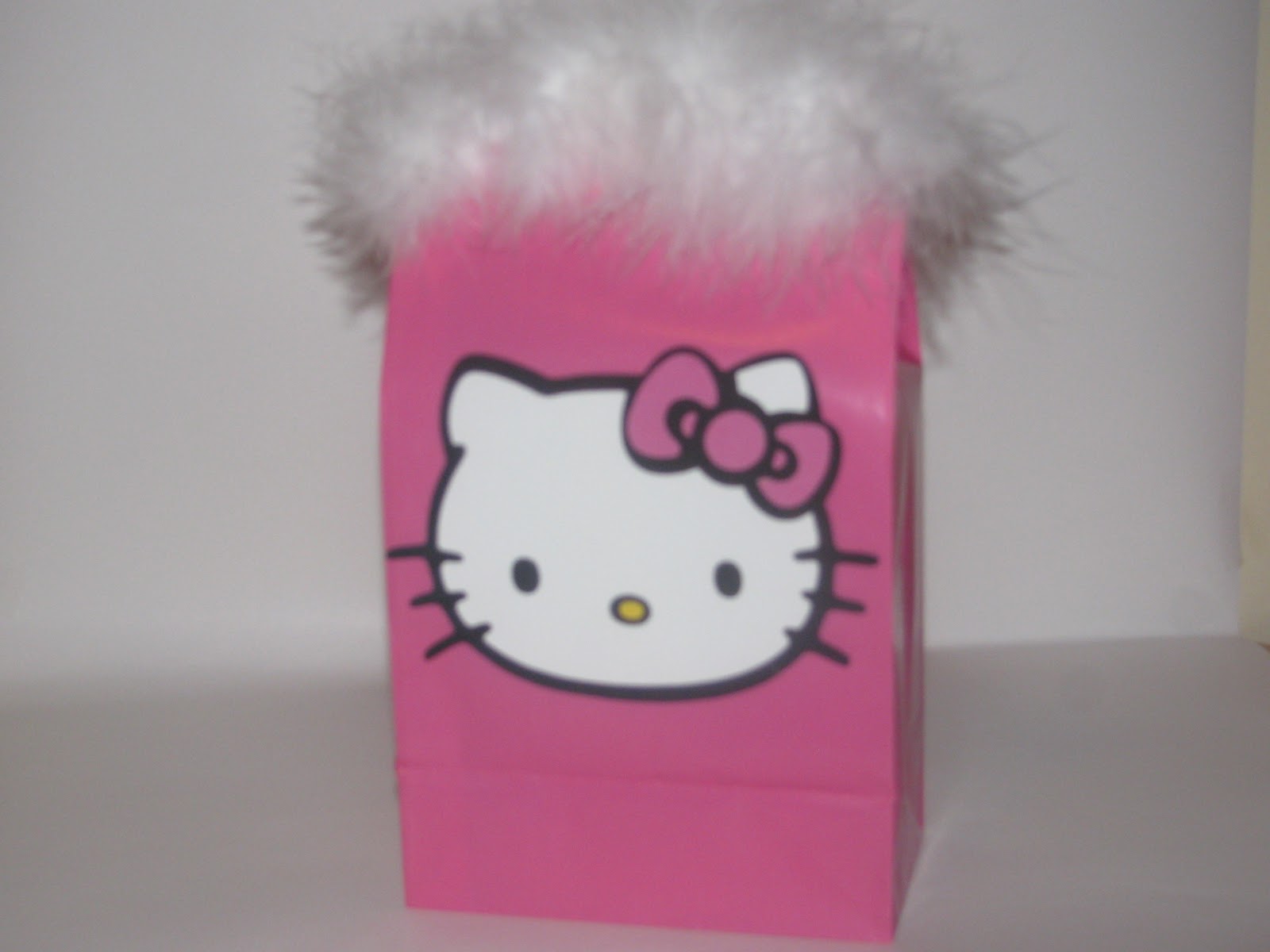 scrap-n-luv-it-hello-kitty-birthday-bag