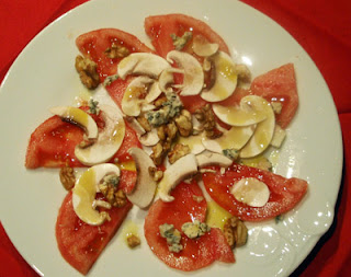 ensalada de tomates y champiñones