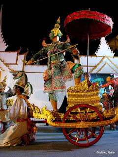 TEATRO DANZA KHON. COMPAÑÍA DEL TEATRO NACIONAL DE TAILANDIA. BANGKOK