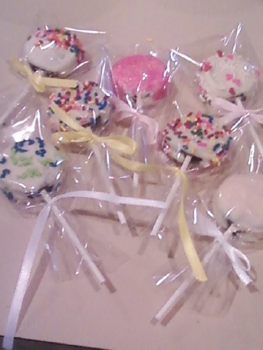 Gladys' Sweets and More Favors