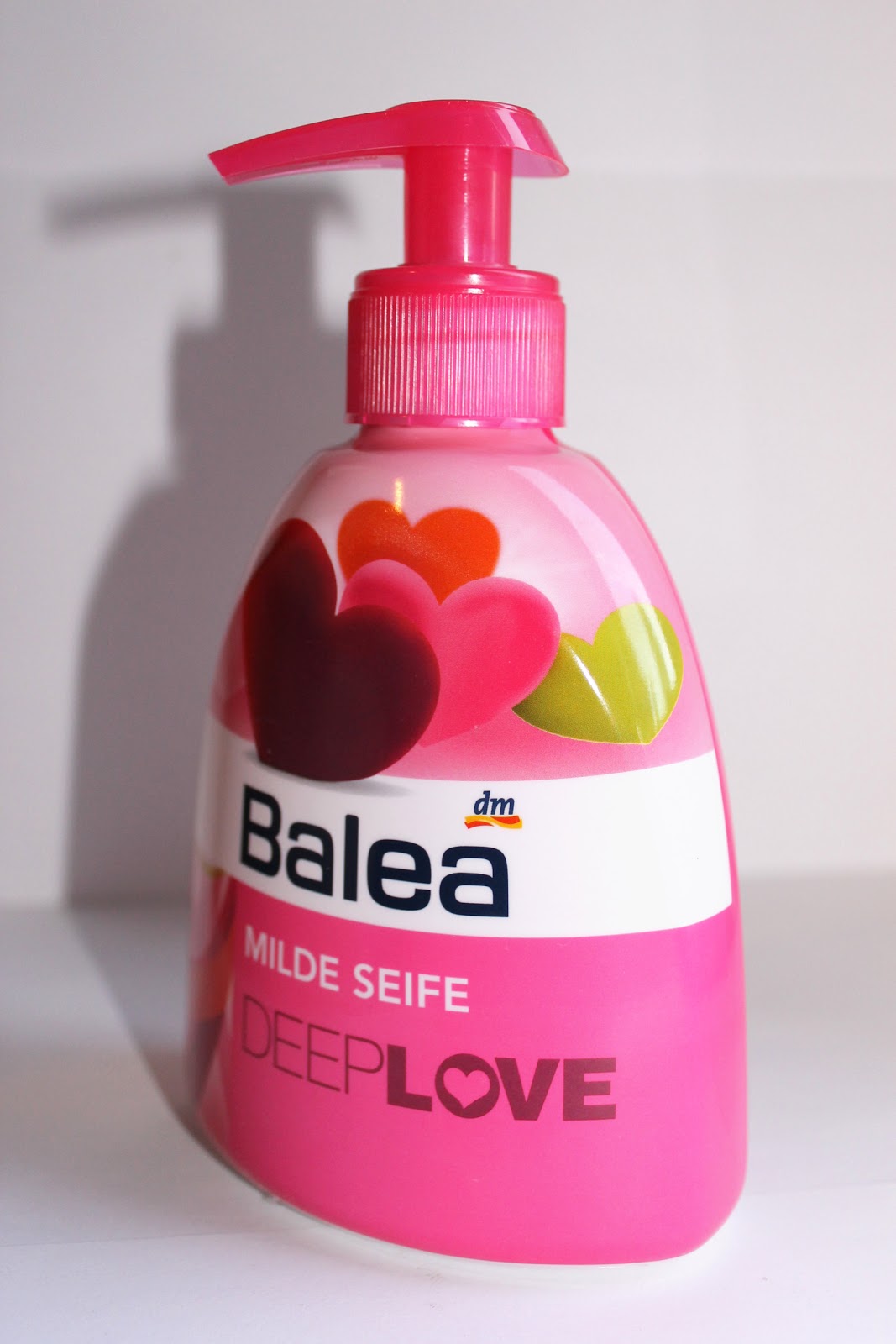 Femme Fatale: Review; Balea milde Seife "Deep Love"