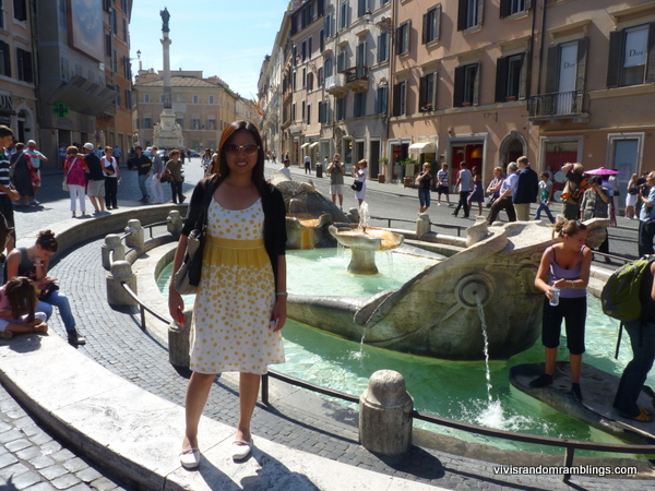 Piazza de Spagna and the Fontana dela Barcaccia, Rome Italy